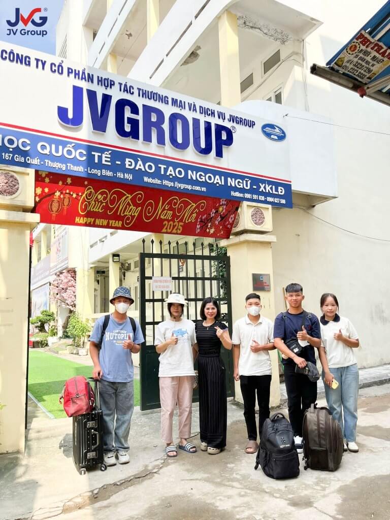 jvgroup-tuyen-sinh