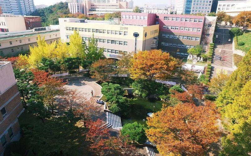 khuon-vien-truong-dai-hoc-kyungsung-university-busan-han-quoc