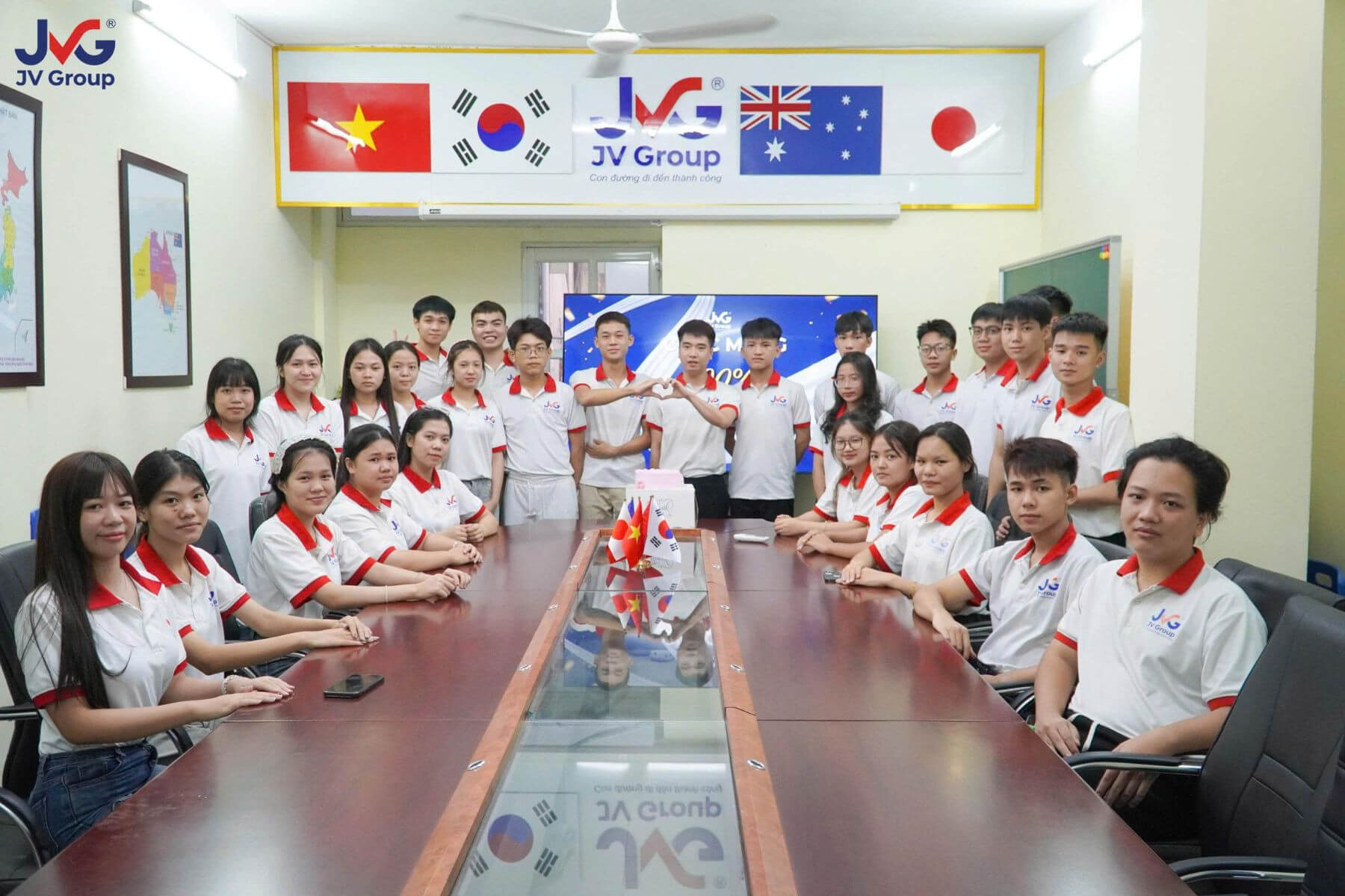 Những năm tháng đáng nhớ tại JVGROUP